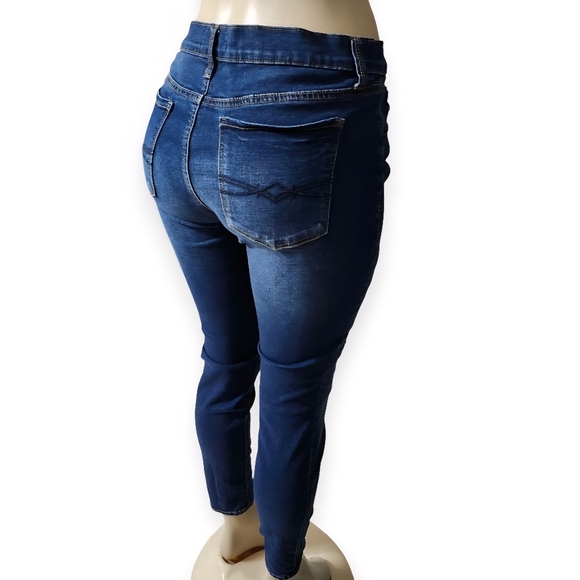 Mudd Women's Distressed Dark Blue Skinny Jeans - Picture 6 of 8